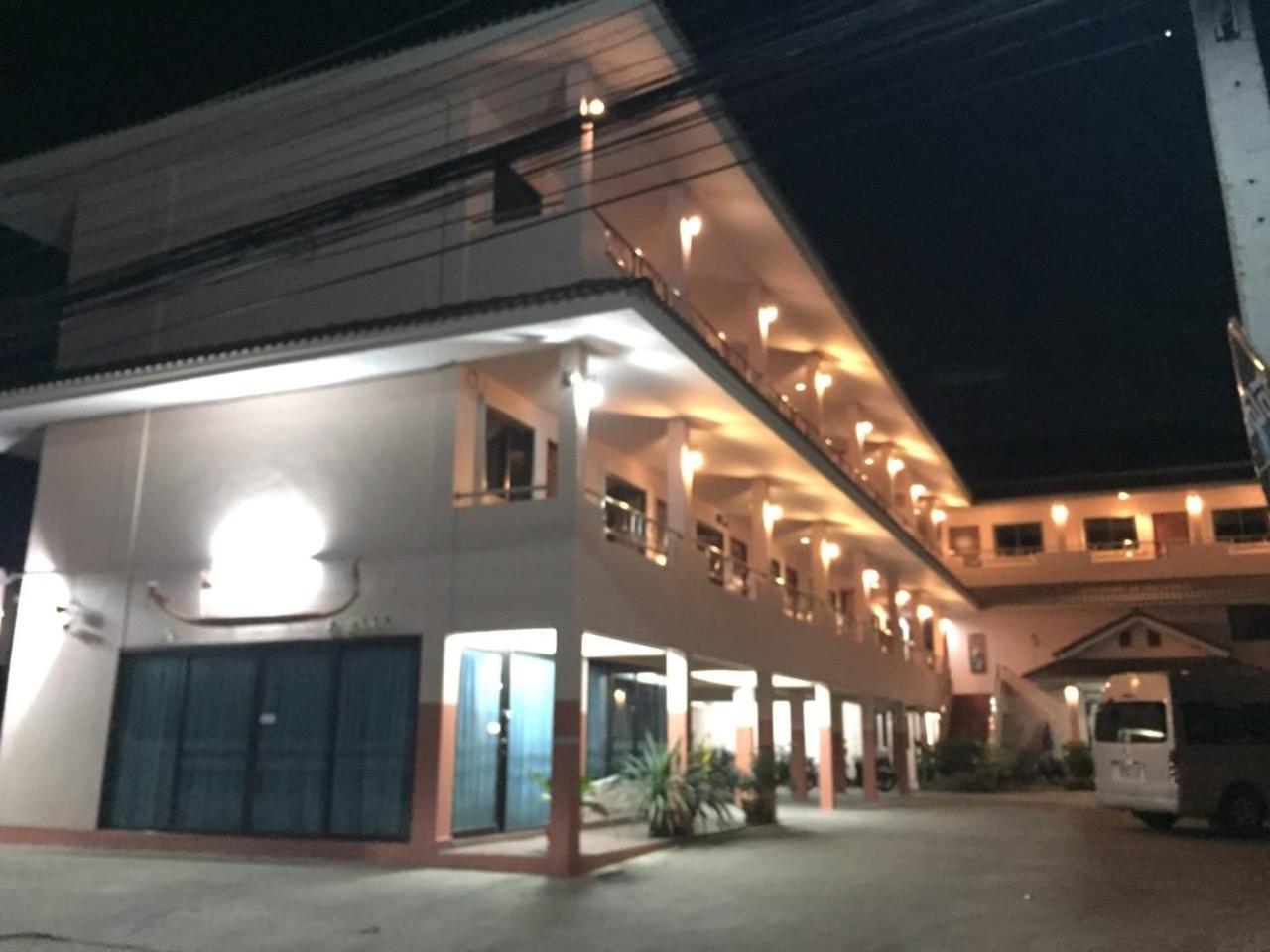 Phurafah Place Hotel โรงแรมภูระฟ้า เพลส Nan Exterior photo